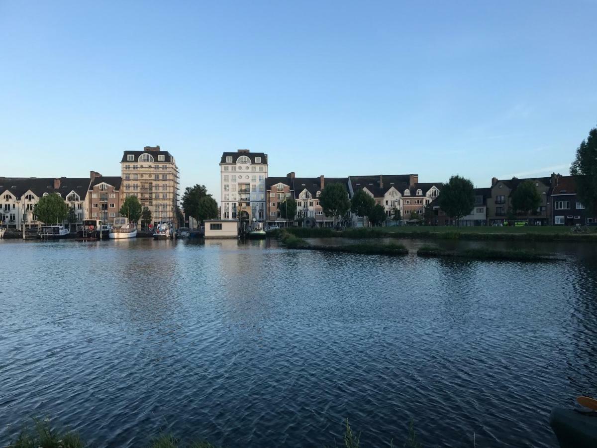 Comfortabel Dakappartement Met Zicht Op Jachthaven Тюрнхаут Екстериор снимка